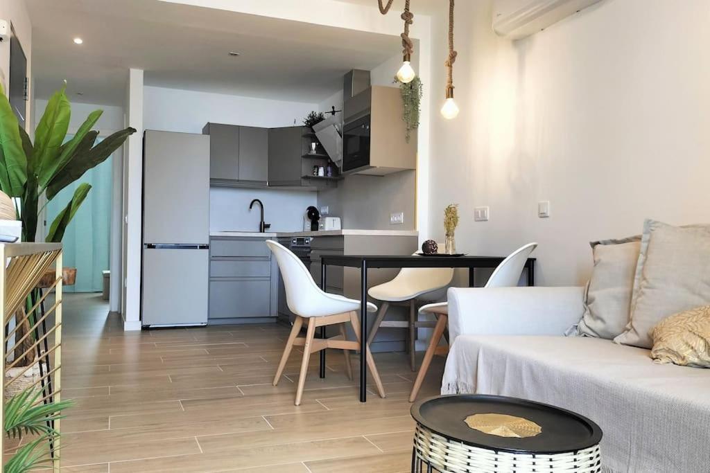 Luxury Penthouse Valentin With Jacuzzi Apartment Corralejo Bagian luar foto